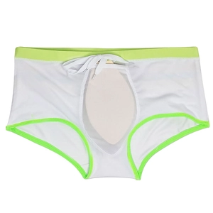 Détail du maillot de bain blanc pour hommes avec bordure vert fluo et filet respirant devant