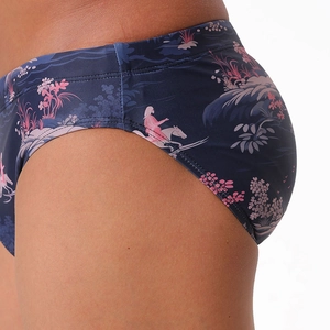 Herren-Badehose mit niedriger Taille und japanischem Landschaftsdruck in Dunkelblau