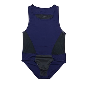 Détail d'un body stretch pour homme avec empiècements en maille filet pour la respirabilité