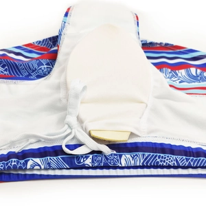 Détail de maillot de bain homme avec doublure en maille séchage rapide et coussin amovible