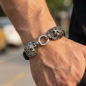 Retro viking wolf head braided leather bracelet for men with silver metal lion clasp