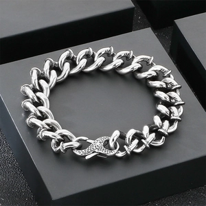 Bracelet Homme en Acier Titane High Street Punk Boucle de Serpent Couture d'Ongles Lourde Chaîne Cubaine Bijoux