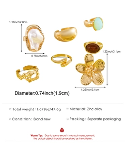 Detailed view of gold-tone vintage ring set with dimensions and zinc alloy material specs.