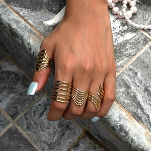 Geometric Linear Stainless Steel Open Rings For Women Niche High-end Gold Plated Non-fading Layered Wave Finger Rings Jewelry