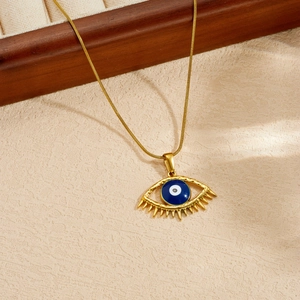 Collana con ciondolo Evil Eye in acciaio inossidabile placcata oro con smalto blu