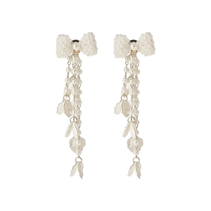 Elegante Schleifen-Ohrstecker mit Perlenquasten und Blütenanhängern aus Silber