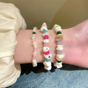 Conjunto de pulseras de estilo Dopamina hechas a mano con conchas y cuentas de colores