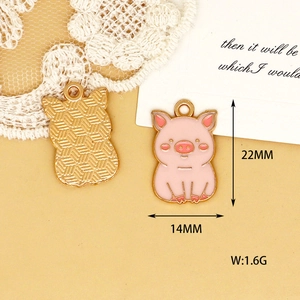 Measurement detail of cute pink pig enamel charm with dimensions and weight