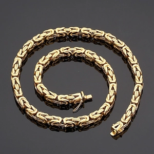 Polished gold Byzantine chain necklace for men made of high-quality stainless steel