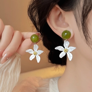 Boucles d'Oreilles Pendantes Étoile de Mer Blanche Avec Tige en Argent Perle Verte Résine Bijoux Style Vacances pour Femmes