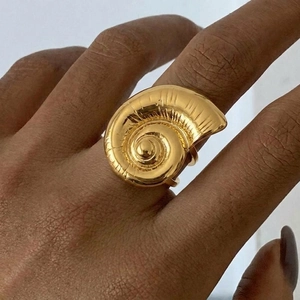 Artistic gold spiral shell ring for women, luxury stainless steel beach jewelry style