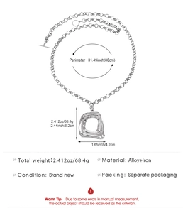 Dimensions détaillées du collier rétro en alliage avec chaîne épaisse et pendentif