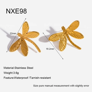 Detail of 18K gold-plated stainless steel dragonfly earrings with 22mm x 18.2mm dimensions