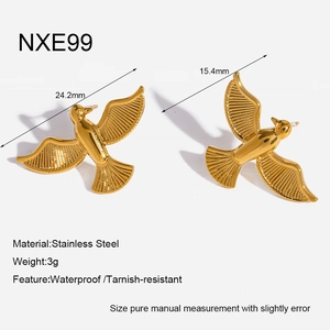 Macro view of flying bird earrings in 18K gold plated stainless steel with dimensions
