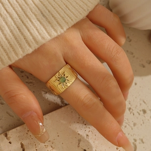Anelli Aperti In Acciaio Inossidabile Bohemian Vintage Per Donna Placcati In Oro 18K Impermeabili Pietra Sintetica Turchese Regolabili