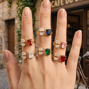 Bague Ouverte à la Mode en Cuivre Plaqué Or 18K Avec Incrustation de Zircon Géométrique Bague Réglable en Zircone pour Femme Bijoux