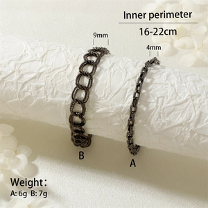 Detailansicht der gunmetal Industrie-Kettenarmbänder mit 4mm und 9mm Breitenangaben