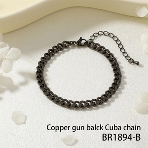 Minimalistisches gunmetal schwarzes Kupfer-Panzerarmband mit verstellbarem Verschluss