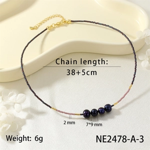 Delicate beaded clavicle chain with pearls, short retro necklace featuring adjustable chain length.