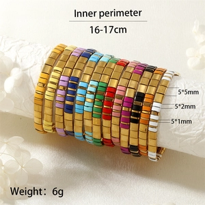Spécifications détaillées des bracelets Tila colorés avec circonférence et dimensions