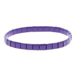 Minimalistisches böhmisches lila Tila-Perlenarmband mit quadratischen Glasperlen