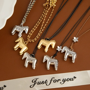 Vintage Alloy Dala Horse Pendant Necklace For Women Adjustable Long Wax Rope Braided Chain Floral Embellishment Fashion Jewelry Gift