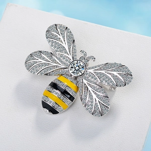 Fashion Bee Brooch Micro Pave Zirconia Enamel Animal Insect Brooch Pin Corsage Jewelry For Women Wedding Banquet Decorative Gift