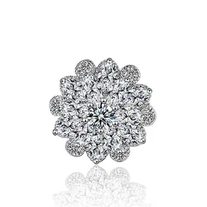 Elegant Flower Brooch For Women Shiny Zirconia Inlaid Copper Floral Pin Luxurious Corsage For Party Wedding Fashion Jewelry