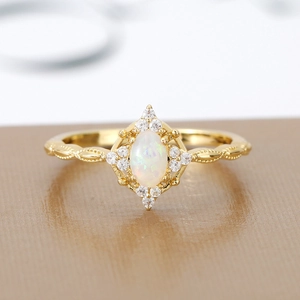 French Vintage Luxury Gold Plated Copper Oval White Opal Ring With Zircon Inlaid Adjustable Fashion Jewelry For Women