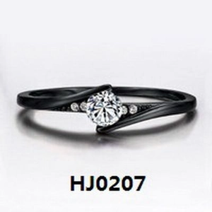 Anello di fidanzamento elegante nero con un solitario taglio brillante in stile minimal