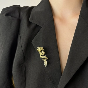Vintage Gold Plated Alloy Dragon Brooch With White Zircon Inlay Ethnic Style Suit Lapel Pin For Men Women Jewelry Gift
