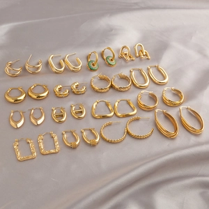 Minimalist gold geometric oval earrings and hoop set in high-polish stainless steel