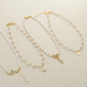 Franse Stijl Imitatie Parel Halsketting Legering Camellia Vlinder Strik Hanger Vintage Sleutelbeenhalsketting Elegant Vrouwen Sieraden