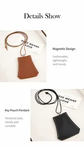 Dettaglio di astucci portachiavi in pelle nera e marrone con cuciture bianche e chiusura magnetica