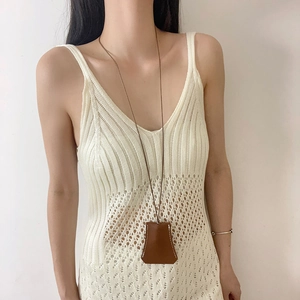 Mini borsa in pelle testa di moro con cuciture bianche e cordino da collo donna