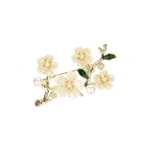 Elegant floral branch brooch with pearls and crystals in gold plating for suit accessories
