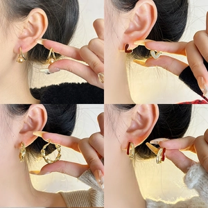 Ensemble de boucles d'oreilles élégantes en or avec perles et cœurs rouges pour femme