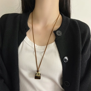New Chinese vintage tiger eye stone bag pendant necklace for women with long sweater chain