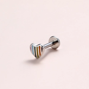 Piercing labret a cuore con strisce arcobaleno in acciaio inossidabile lucido per orecchio