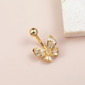 Piercing de ombligo mariposa dorada con circonitas baguette y gema de ojo de gato