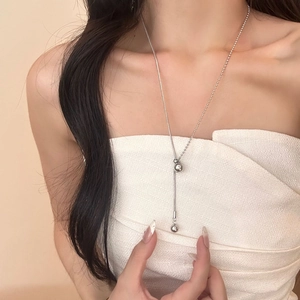 Minimalistische Y-vormige zilveren kogelketting van titaniumstaal voor dames