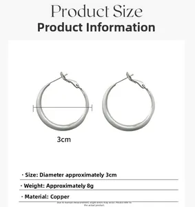 Detail van 3cm zilveren matte koperen oorringen met precieze afmetingen en gewichtsspecificaties