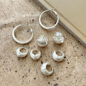 Minimalistische Geborsteld Mat Koperen Creolen Voor Vrouwen Zilveren Kleur Geometrische Sterrenpatroon Waterdruppel Ronde Bal Huggie Oorbellen
