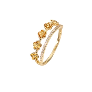 Exquisiter goldener Doppelring mit fünf Mini-Rosen und mikroverzierten weißen Zirkonia