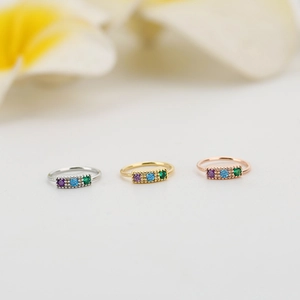 Set di tre cerchi in argento oro e oro rosa con pietre preziose colorate