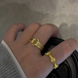 Three-layer gold zircon rings with horseshoe buckle and vintage embossed cross pattern