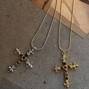 Vintage gotische kruis ketting met tijgeroog en slangenketting in goud en zilver