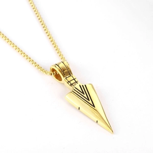 Polished gold arrowhead pendant necklace for men with engraved geometric details
