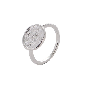 Vintage silver alloy compass ring featuring NESW engraving and hammered texture design
