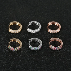 Orecchini a Cerchio Huggie in Rame e Zircone da Donna a Tre File Micro Set Geometrici Circolari Gioielli di Moda Accessorio Elegante